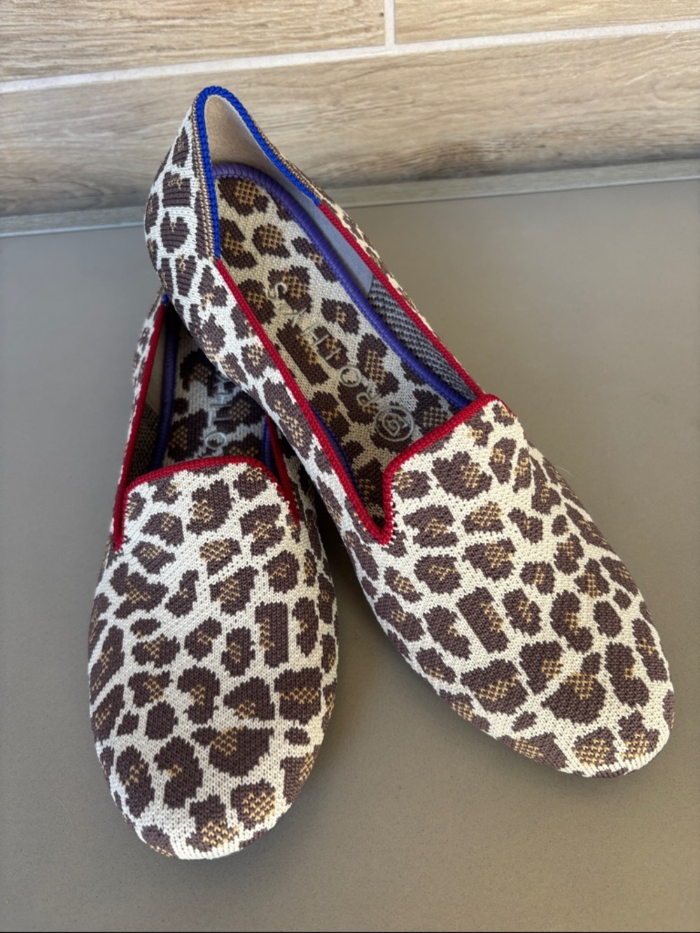 Rothy’s The Loafer Leopard Print Flats Red Blue Trim Women’s 9